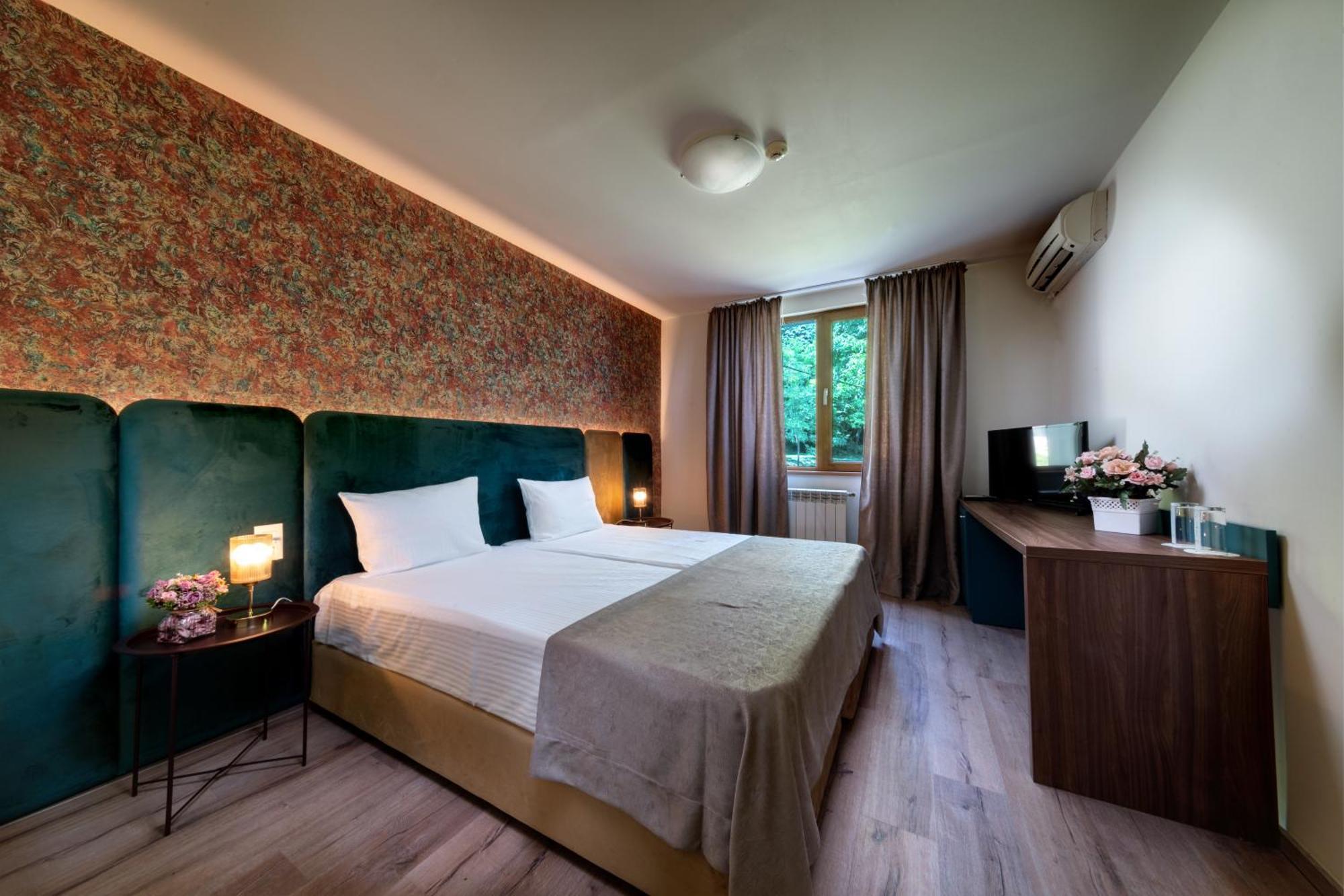 Park Hotel Kaylaka Pleven Buitenkant foto