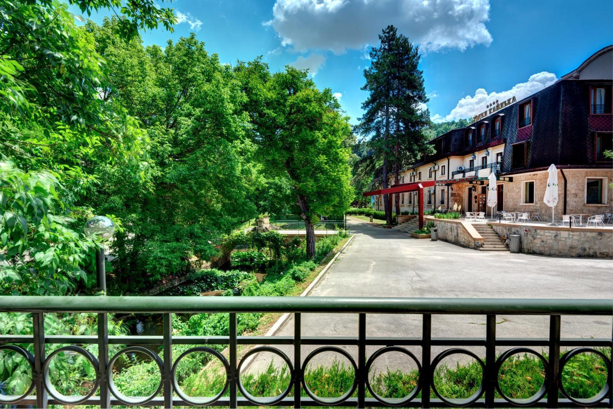 Park Hotel Kaylaka Pleven Buitenkant foto